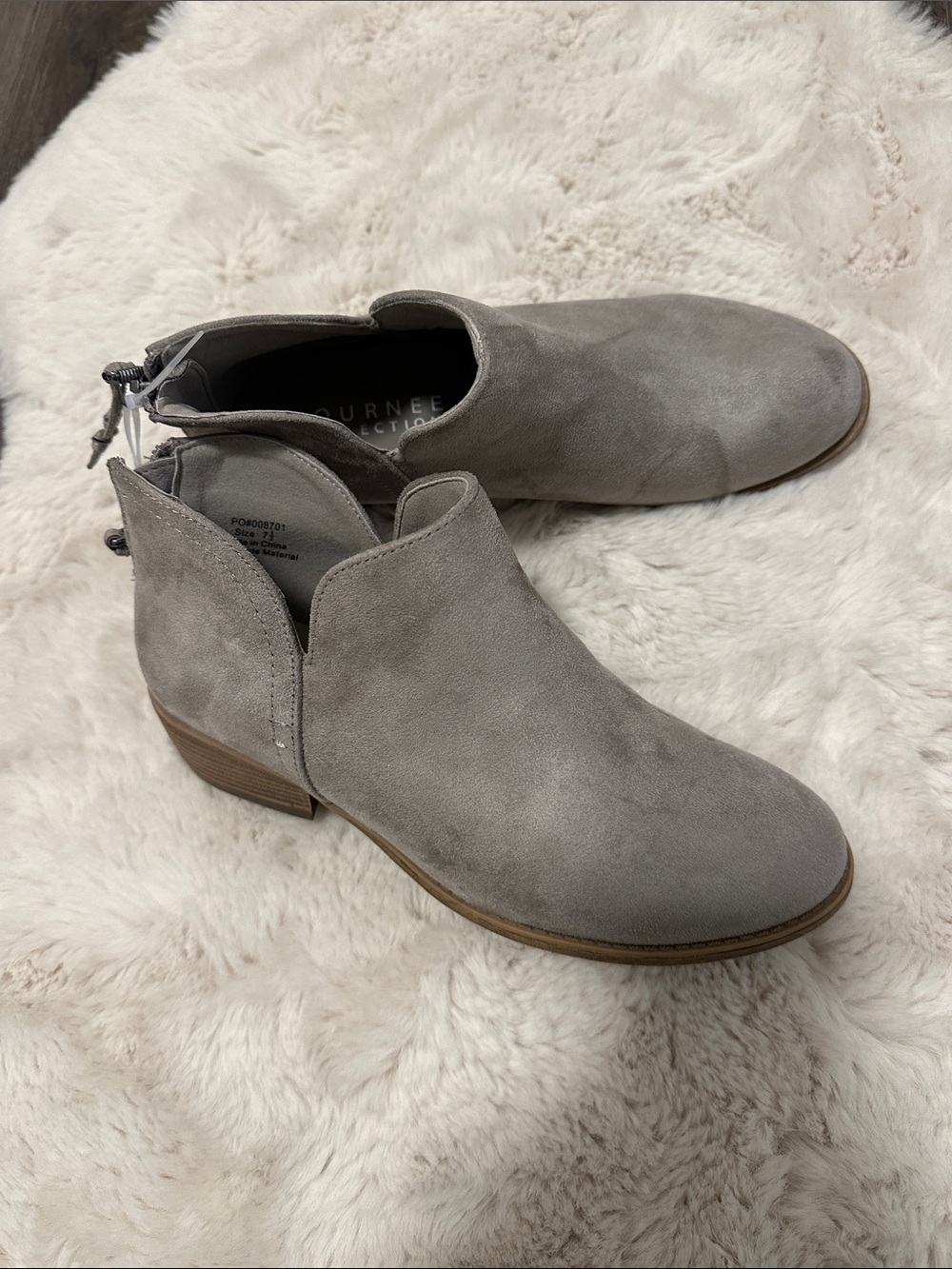 Journee Collection Women's Gray Suede Ankle Booties 7.5